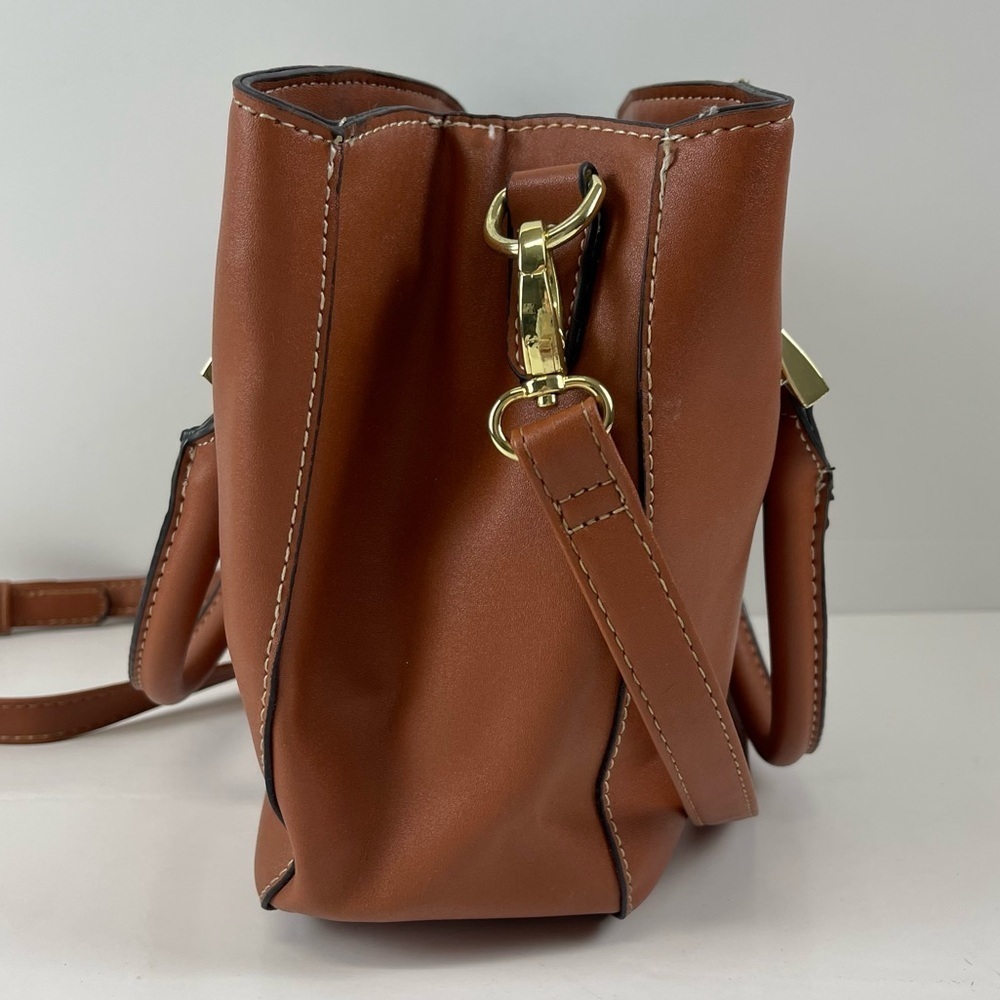 London Fog Satchel Tan Cognac Color Crossbody Multiple Pockets Sections - Picture 4 of 14